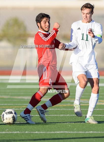 Thumbnail 2 in Basha vs. South Mountain (Coyote Classic Tournament) photogallery.