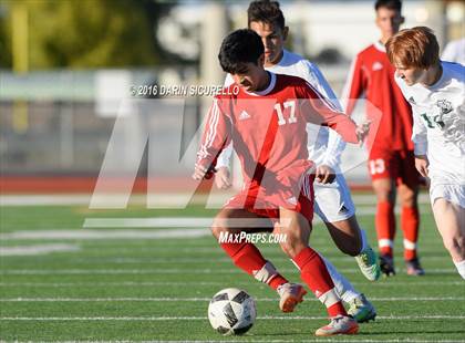 Thumbnail 2 in Basha vs. South Mountain (Coyote Classic Tournament) photogallery.