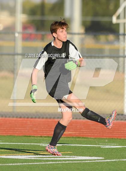 Thumbnail 1 in Basha vs. South Mountain (Coyote Classic Tournament) photogallery.