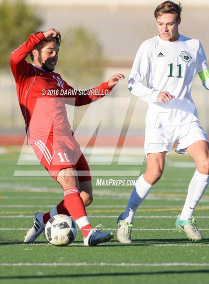 Thumbnail 1 in Basha vs. South Mountain (Coyote Classic Tournament) photogallery.
