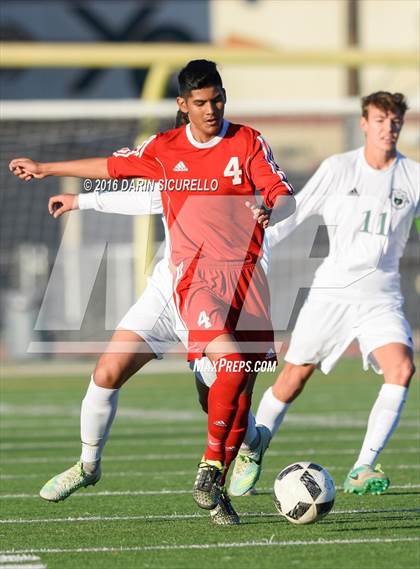 Thumbnail 2 in Basha vs. South Mountain (Coyote Classic Tournament) photogallery.