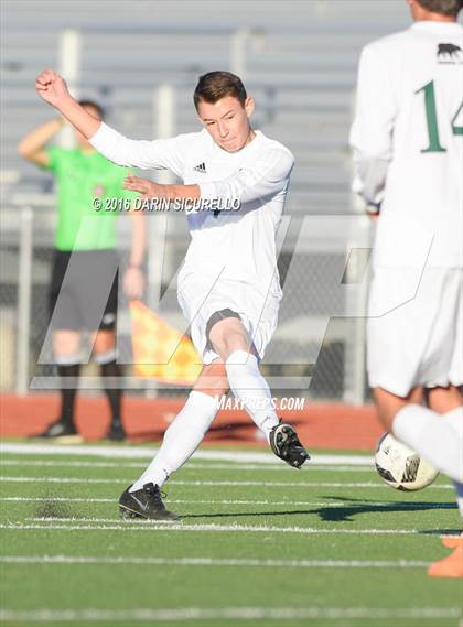 Thumbnail 3 in Basha vs. South Mountain (Coyote Classic Tournament) photogallery.