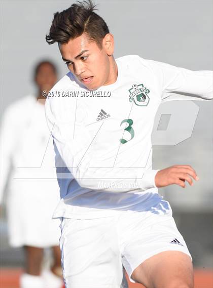 Thumbnail 2 in Basha vs. South Mountain (Coyote Classic Tournament) photogallery.