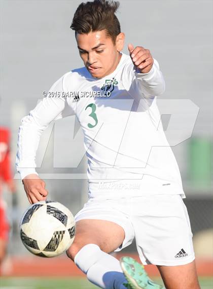 Thumbnail 1 in Basha vs. South Mountain (Coyote Classic Tournament) photogallery.