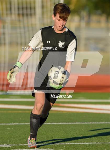 Thumbnail 2 in Basha vs. South Mountain (Coyote Classic Tournament) photogallery.