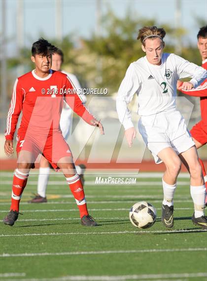 Thumbnail 2 in Basha vs. South Mountain (Coyote Classic Tournament) photogallery.