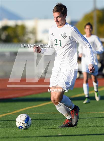 Thumbnail 2 in Basha vs. South Mountain (Coyote Classic Tournament) photogallery.
