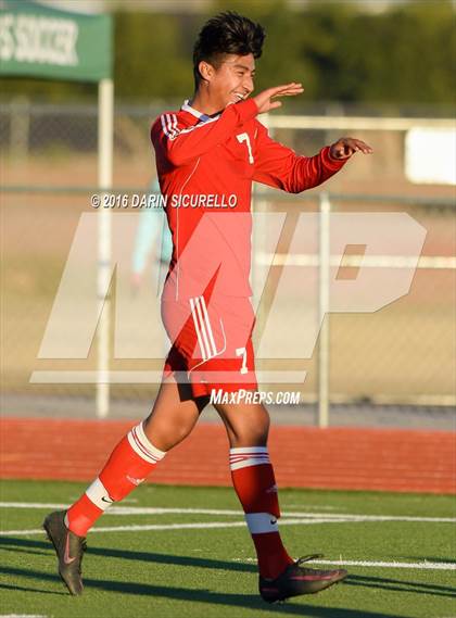 Thumbnail 1 in Basha vs. South Mountain (Coyote Classic Tournament) photogallery.