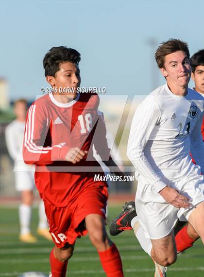 Thumbnail 1 in Basha vs. South Mountain (Coyote Classic Tournament) photogallery.