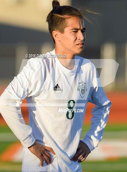 Thumbnail 2 in Basha vs. South Mountain (Coyote Classic Tournament) photogallery.
