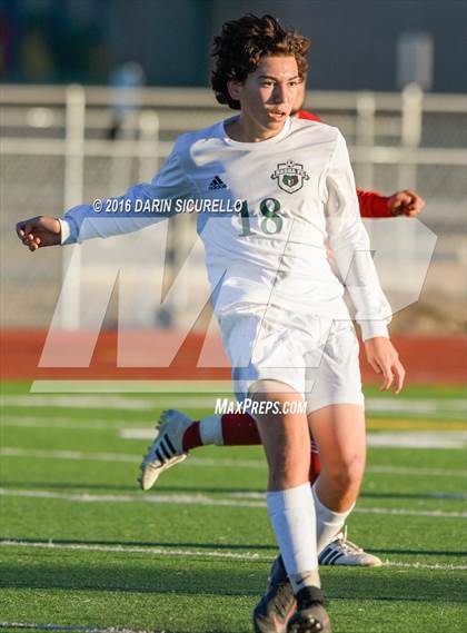 Thumbnail 3 in Basha vs. South Mountain (Coyote Classic Tournament) photogallery.