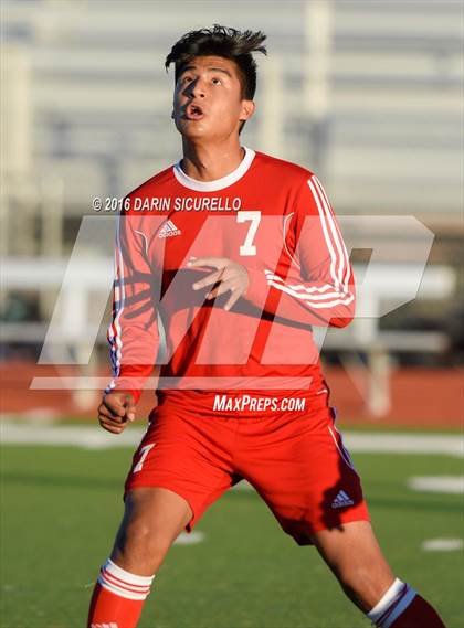 Thumbnail 2 in Basha vs. South Mountain (Coyote Classic Tournament) photogallery.