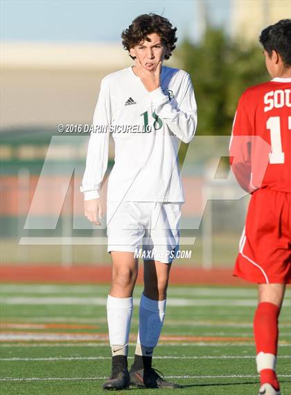 Thumbnail 3 in Basha vs. South Mountain (Coyote Classic Tournament) photogallery.