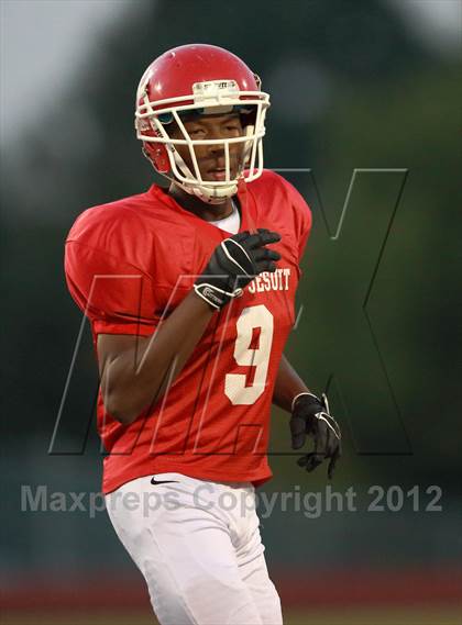 Thumbnail 2 in Cherokee Trail @ Regis Jesuit photogallery.