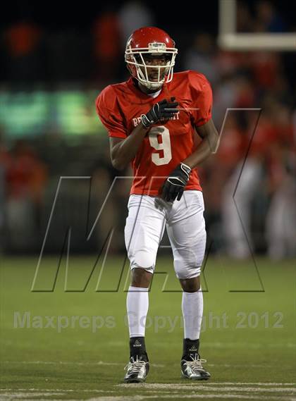 Thumbnail 3 in Cherokee Trail @ Regis Jesuit photogallery.