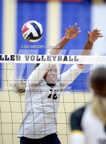 Thumbnail 2 in Fossil Ridge vs Keller photogallery.