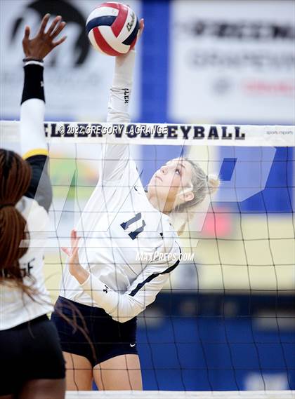 Thumbnail 1 in Fossil Ridge vs Keller photogallery.