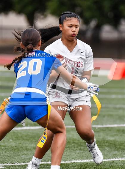 Thumbnail 1 in JV: Esperanza vs Santa Margarita photogallery.