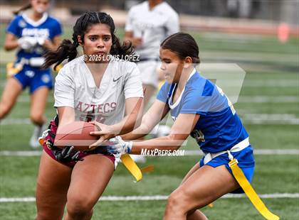 Thumbnail 1 in JV: Esperanza vs Santa Margarita photogallery.
