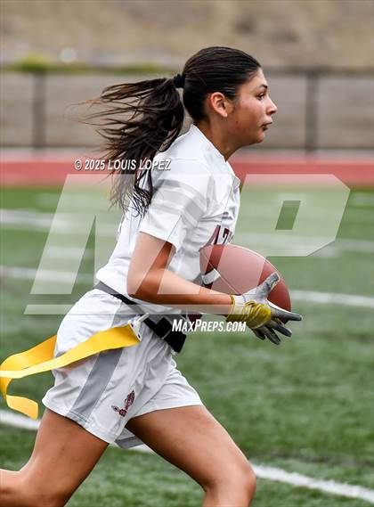Thumbnail 2 in JV: Esperanza vs Santa Margarita photogallery.