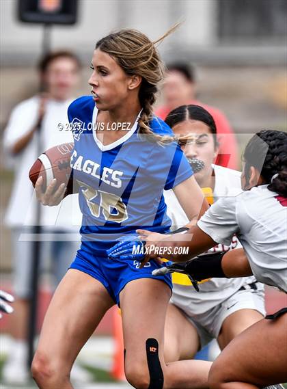 Thumbnail 1 in JV: Esperanza vs Santa Margarita photogallery.