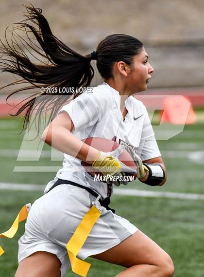 Thumbnail 3 in JV: Esperanza vs Santa Margarita photogallery.