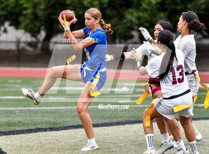 Thumbnail 1 in JV: Esperanza vs Santa Margarita photogallery.