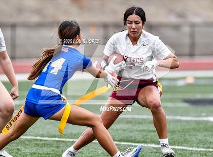 Thumbnail 1 in JV: Esperanza vs Santa Margarita photogallery.