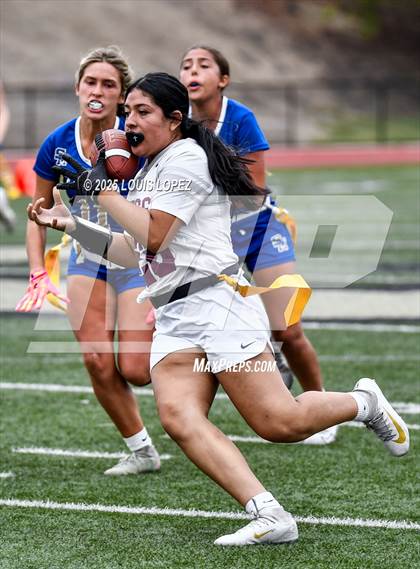 Thumbnail 1 in JV: Esperanza vs Santa Margarita photogallery.