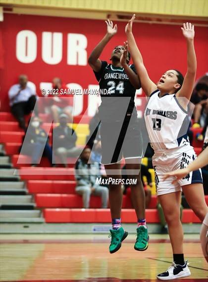 Thumbnail 1 in Orangewood Academy vs Bakersfield photogallery.