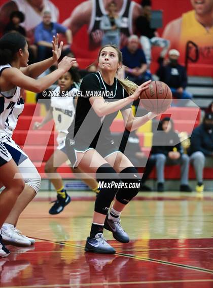 Thumbnail 3 in Orangewood Academy vs Bakersfield photogallery.