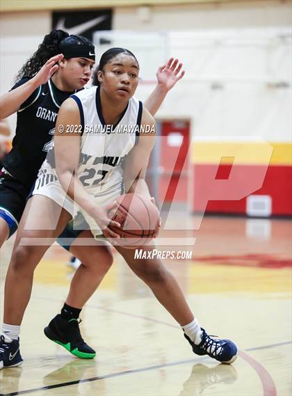 Thumbnail 3 in Orangewood Academy vs Bakersfield photogallery.