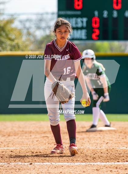 Thumbnail 3 in Reagan [Ronald] vs Highlands (NEISD Softball Tournament) photogallery.