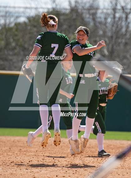 Thumbnail 1 in Reagan [Ronald] vs Highlands (NEISD Softball Tournament) photogallery.