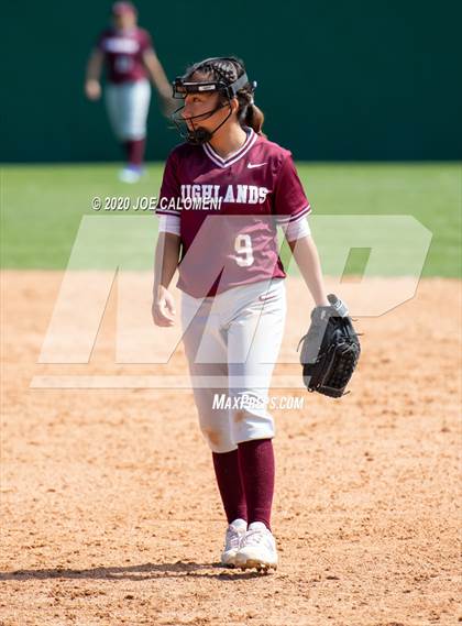 Thumbnail 2 in Reagan [Ronald] vs Highlands (NEISD Softball Tournament) photogallery.