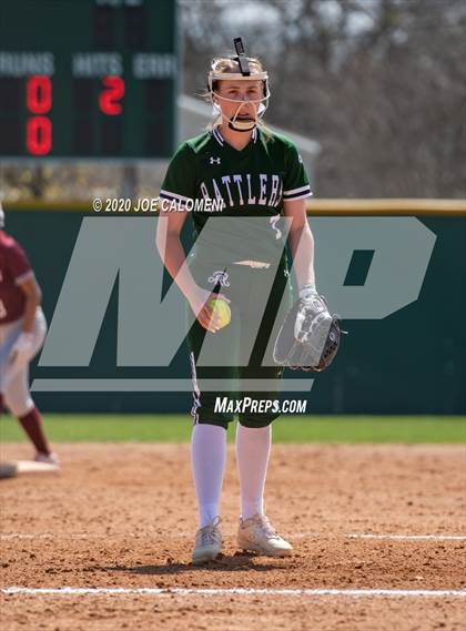 Thumbnail 3 in Reagan [Ronald] vs Highlands (NEISD Softball Tournament) photogallery.