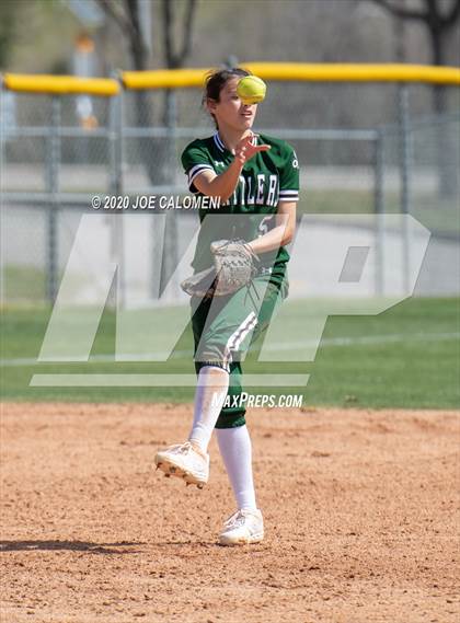 Thumbnail 1 in Reagan [Ronald] vs Highlands (NEISD Softball Tournament) photogallery.