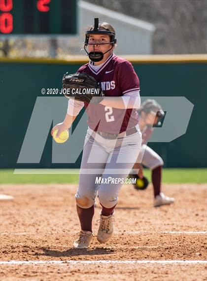 Thumbnail 3 in Reagan [Ronald] vs Highlands (NEISD Softball Tournament) photogallery.