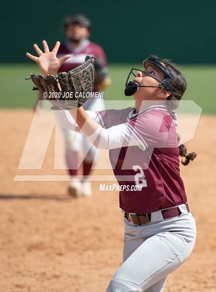 Thumbnail 3 in Reagan [Ronald] vs Highlands (NEISD Softball Tournament) photogallery.