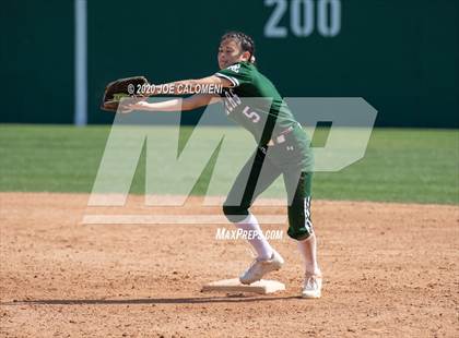 Thumbnail 3 in Reagan [Ronald] vs Highlands (NEISD Softball Tournament) photogallery.