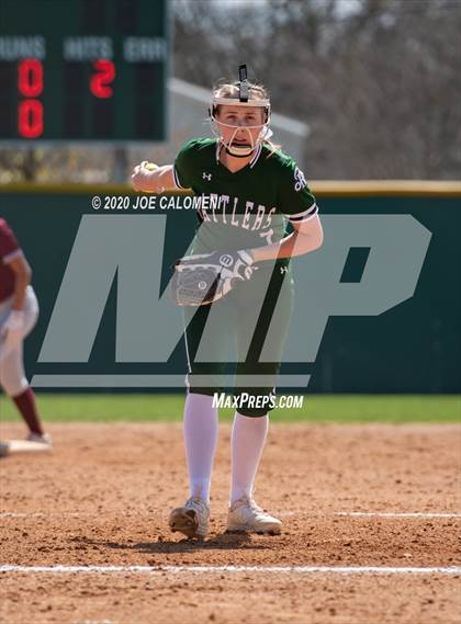Thumbnail 2 in Reagan [Ronald] vs Highlands (NEISD Softball Tournament) photogallery.