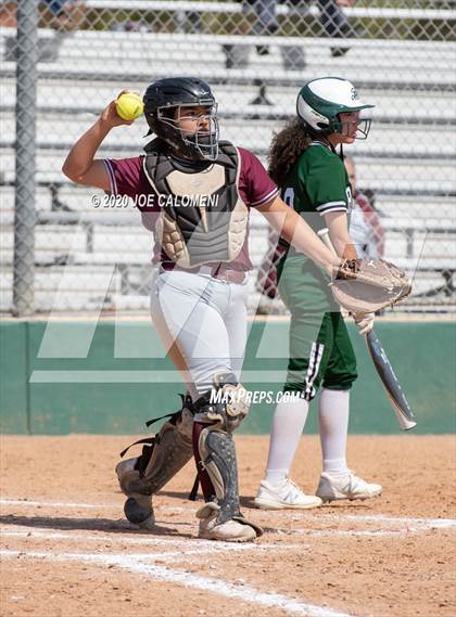 Thumbnail 2 in Reagan [Ronald] vs Highlands (NEISD Softball Tournament) photogallery.