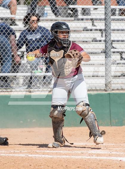 Thumbnail 3 in Reagan [Ronald] vs Highlands (NEISD Softball Tournament) photogallery.