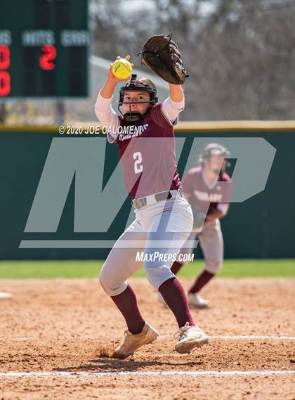 Thumbnail 1 in Reagan [Ronald] vs Highlands (NEISD Softball Tournament) photogallery.