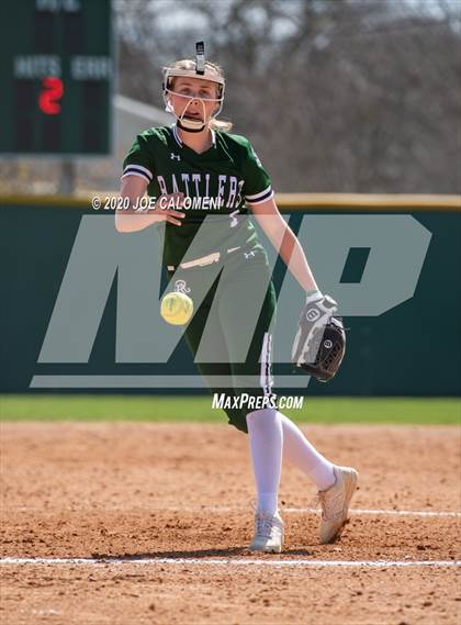 Thumbnail 3 in Reagan [Ronald] vs Highlands (NEISD Softball Tournament) photogallery.