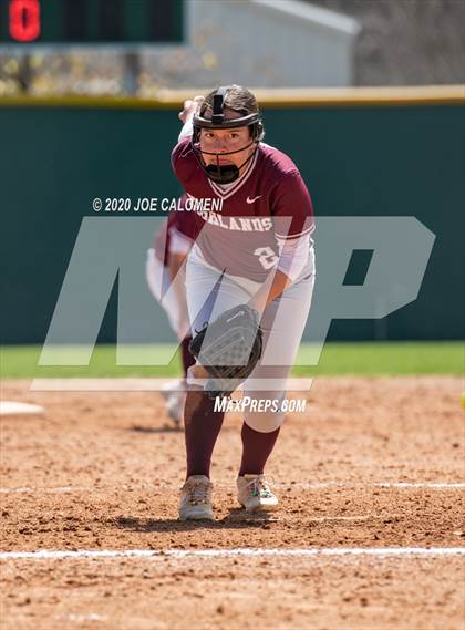 Thumbnail 3 in Reagan [Ronald] vs Highlands (NEISD Softball Tournament) photogallery.