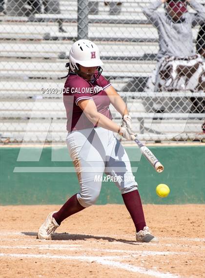 Thumbnail 2 in Reagan [Ronald] vs Highlands (NEISD Softball Tournament) photogallery.
