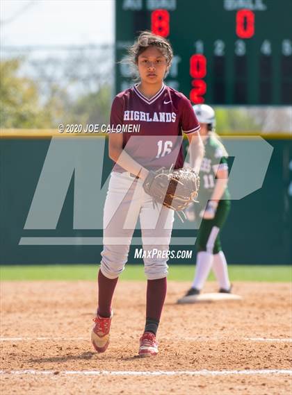Thumbnail 1 in Reagan [Ronald] vs Highlands (NEISD Softball Tournament) photogallery.