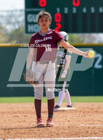 Thumbnail 2 in Reagan [Ronald] vs Highlands (NEISD Softball Tournament) photogallery.