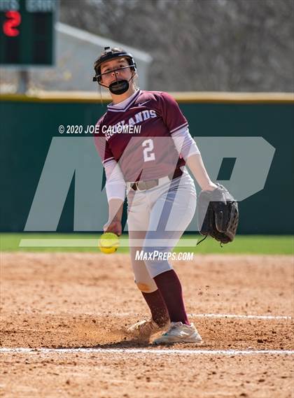 Thumbnail 3 in Reagan [Ronald] vs Highlands (NEISD Softball Tournament) photogallery.